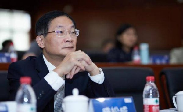 股票配资机构 经济学家盛松成：我国居民非房消贷仍有提高的空间